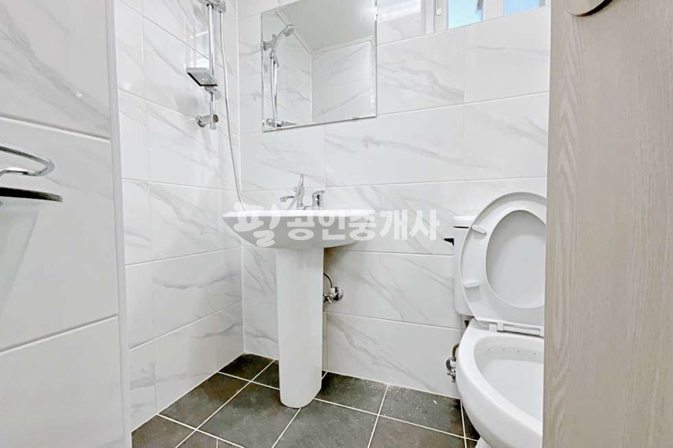 전북 전주완산구 효자동3가 전주+전주대 구정문+신축+오피스텔급+복층+원룸 월세 매물번호 10064 사진 8